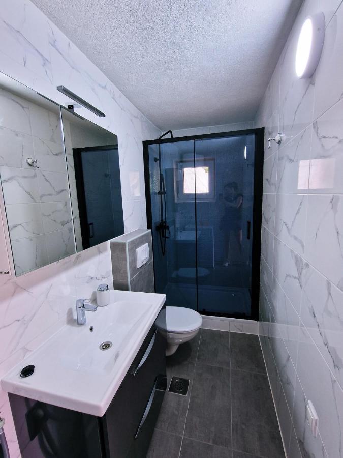 Kuca Za Odmor Dobrila Hotel Jelsa  Kültér fotó