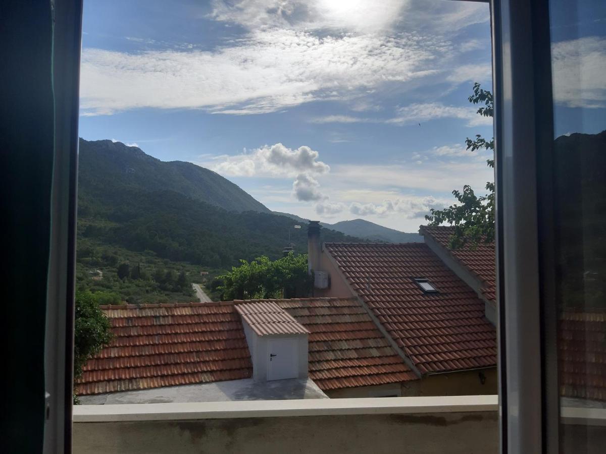 Kuca Za Odmor Dobrila Hotel Jelsa  Kültér fotó